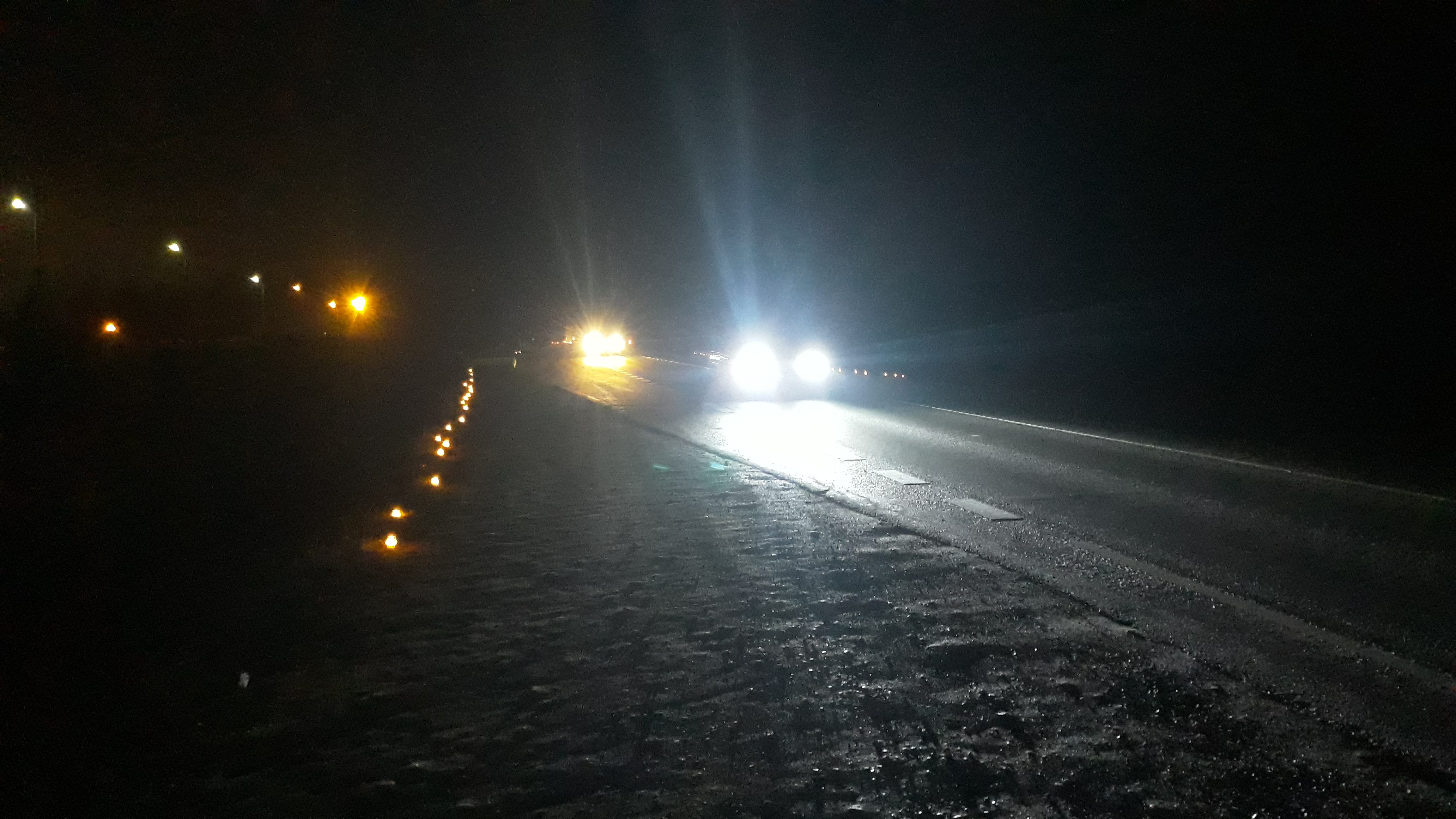 Akcijos metu didžioji dauguma vairuotojų pristabdydavo transporto priemones.
