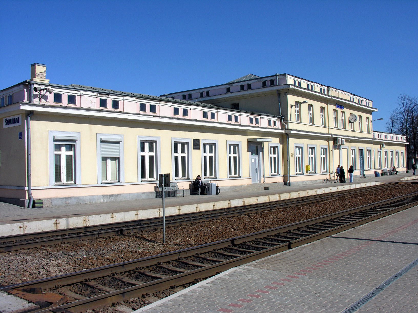 Geležinkelio stotyje – išpuolis peiliu