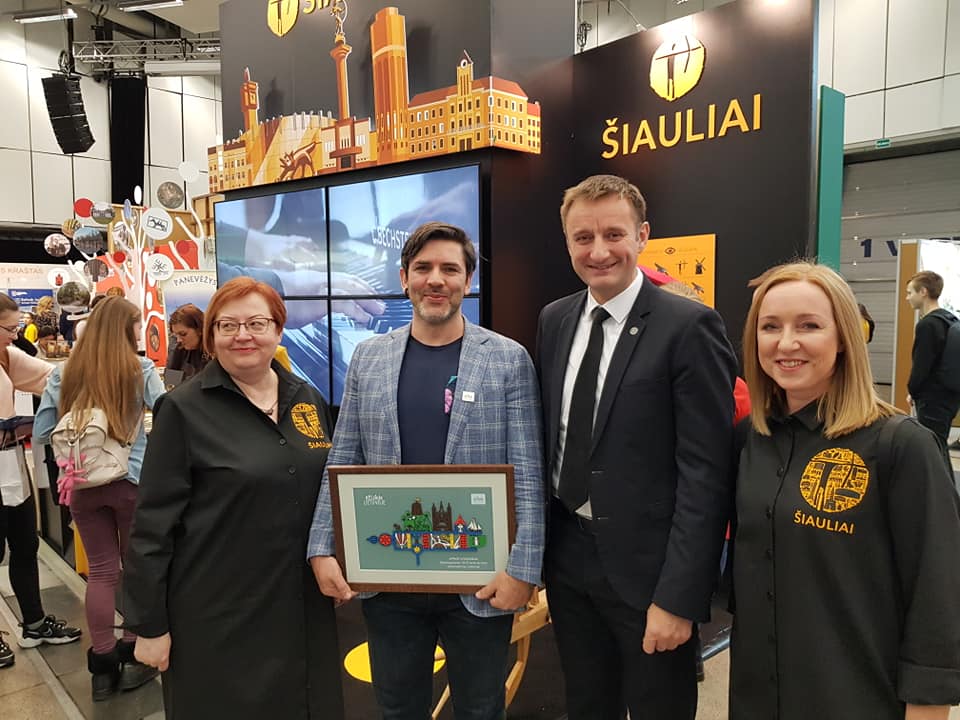 Turizmo parodoje ir Šiaulių regionas: masina prašmatnūs stendai ir atrakcijos