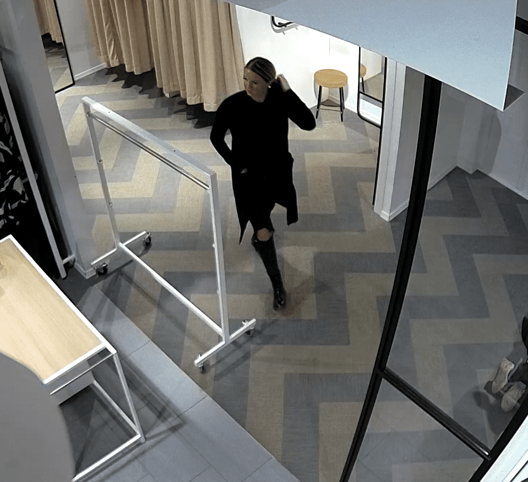 Policija prašo pagalbos: ieškoma ilgapirštė