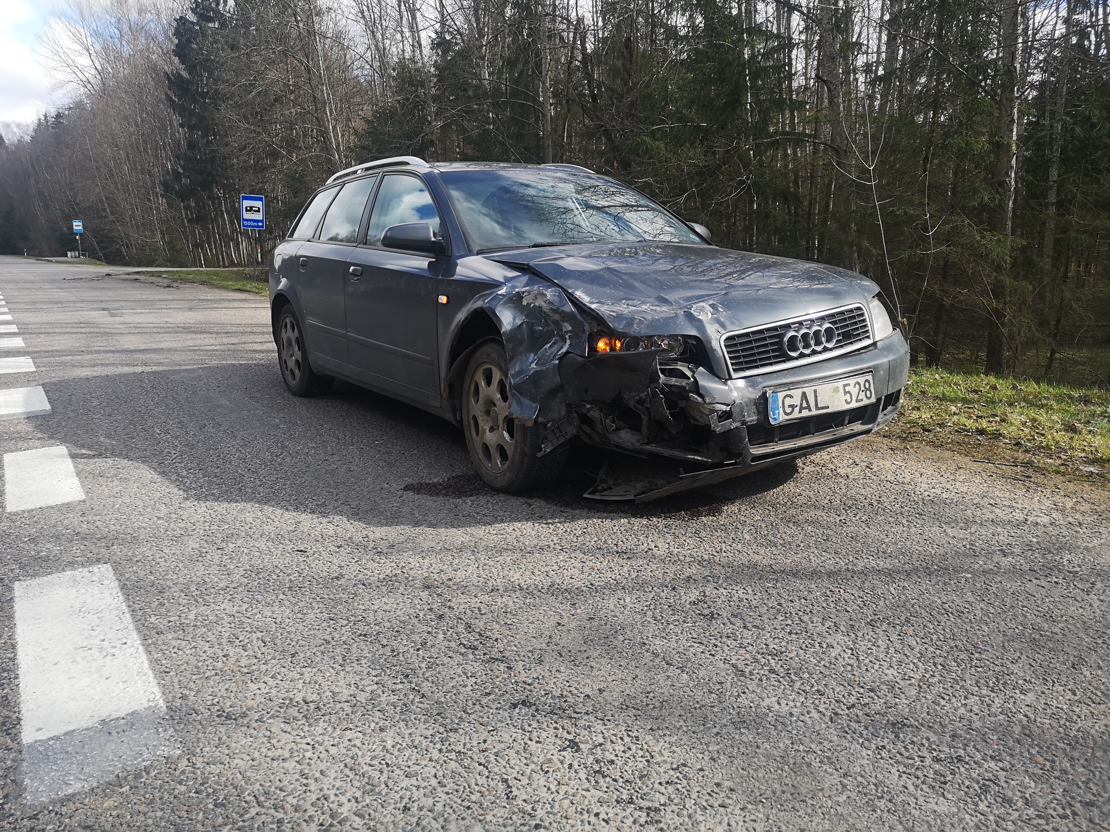 Avarija Šiaulių rajono kelyje: į ligoninę išvežtos dvi moterys