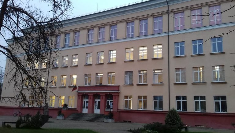 V.Kudirkos progimanzijoje - antras COVID-19 atvejis. Mokyklą lankys kol kas tik pradinukai.