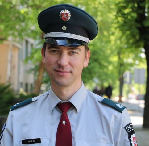 Komisaro L.Valiaus kreipimasis į Radviliškio rajono bendruomenę