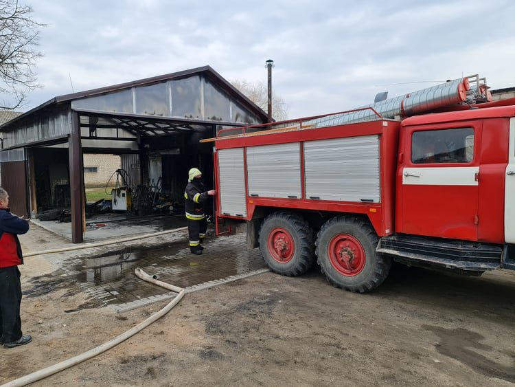 Pakiršinyje pleškėjo ūkinis pastatas