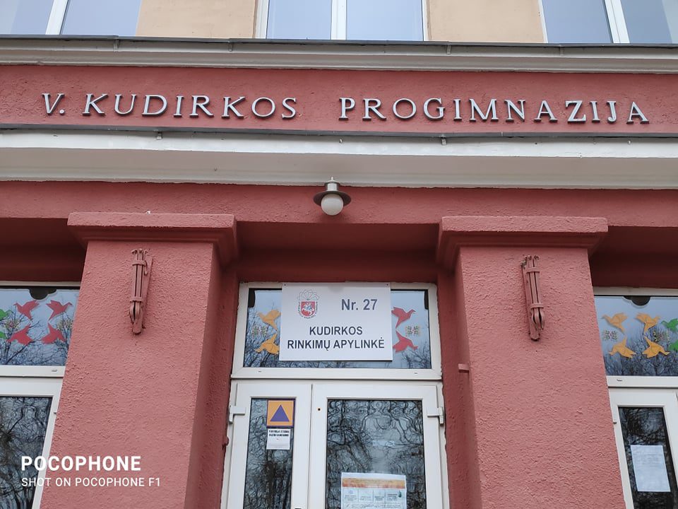 Aktyviausiai balsuoja buvusio mero apylinkė
