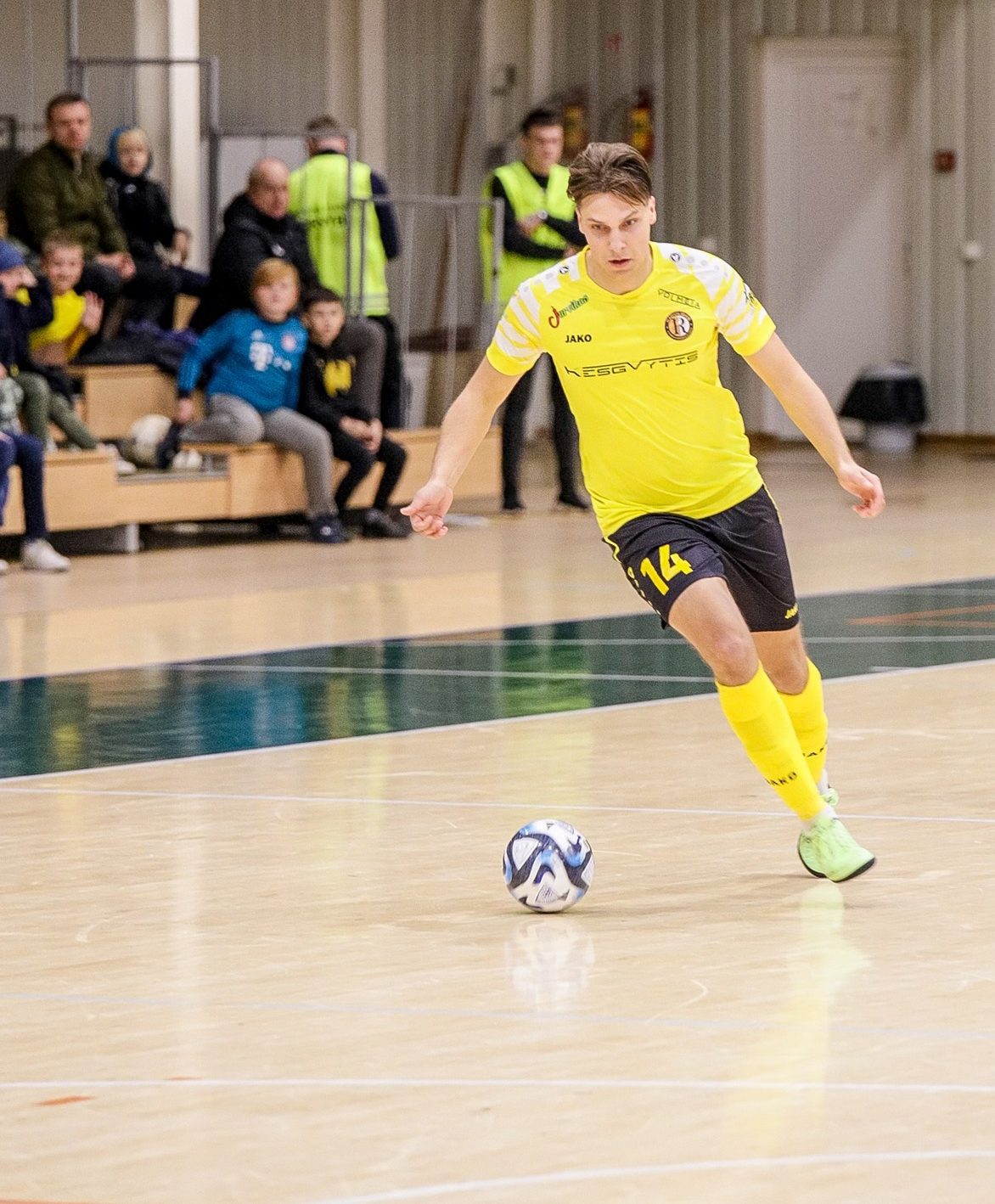 Įspūdinga Radviliškio futbolininkų pergalė svečiuose