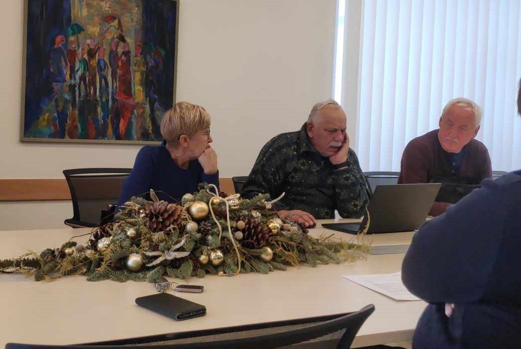 Konservatoriaus R.Kalvaičio vadovaujamai Etikmat svarbiau kava nei darbas