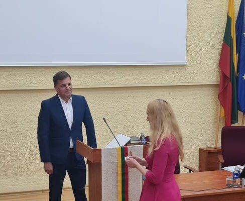 Nepatenkintas bendrapartiečiais V.Petuška paliko demokratus