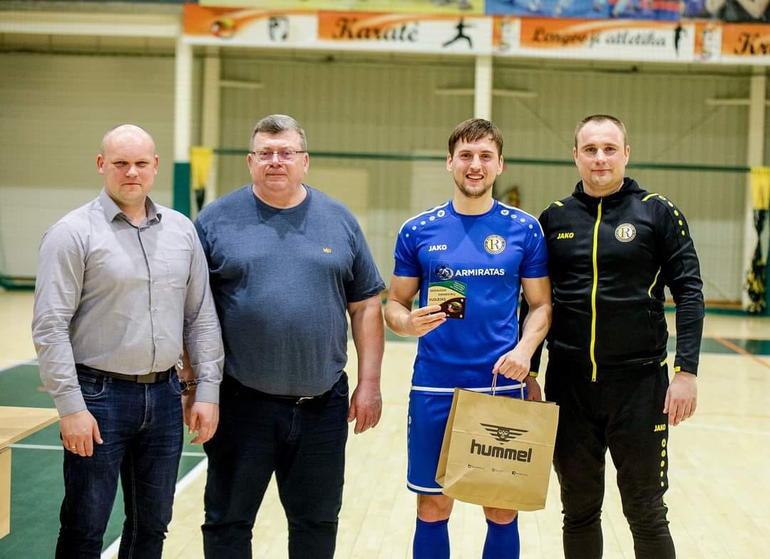 Pinigų dalybose kenčia sportininkų interesai