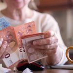 Šiaulietė apsimetėliams “investuotojams” atidavė net 30 tūkstančių eurų